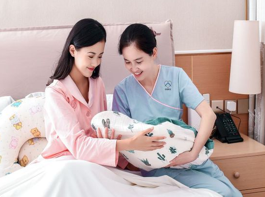 輕松請保姆月嫂,省錢省心到安鑫家庭服務(wù)公司來